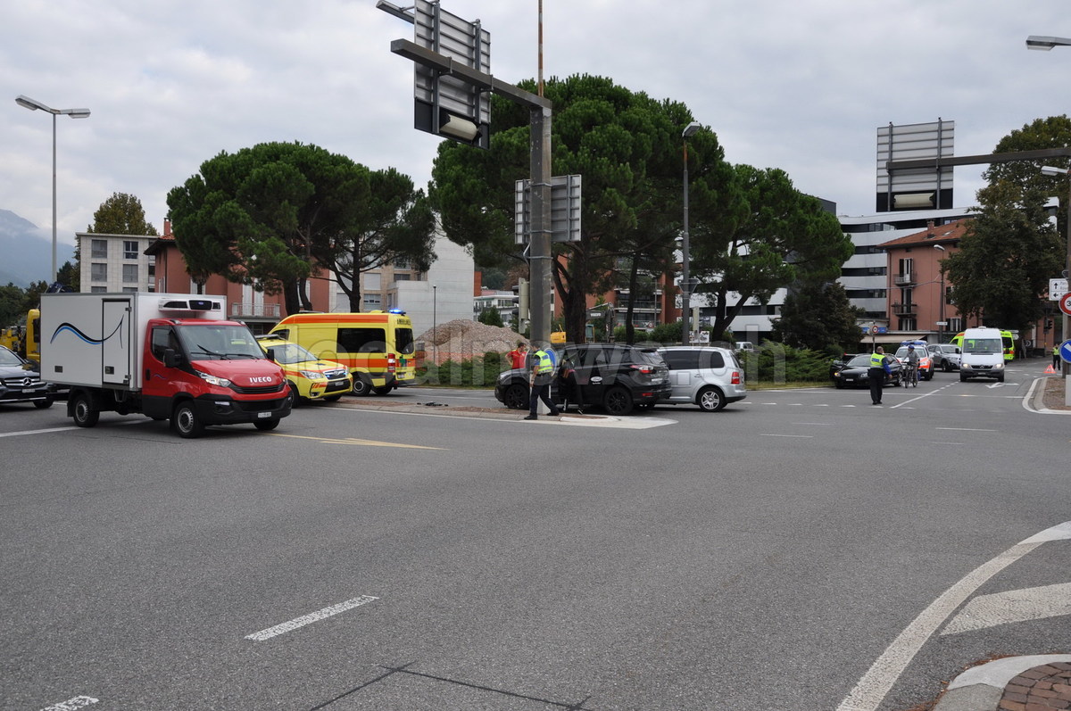25.09.2017 massagno incidente %282%29