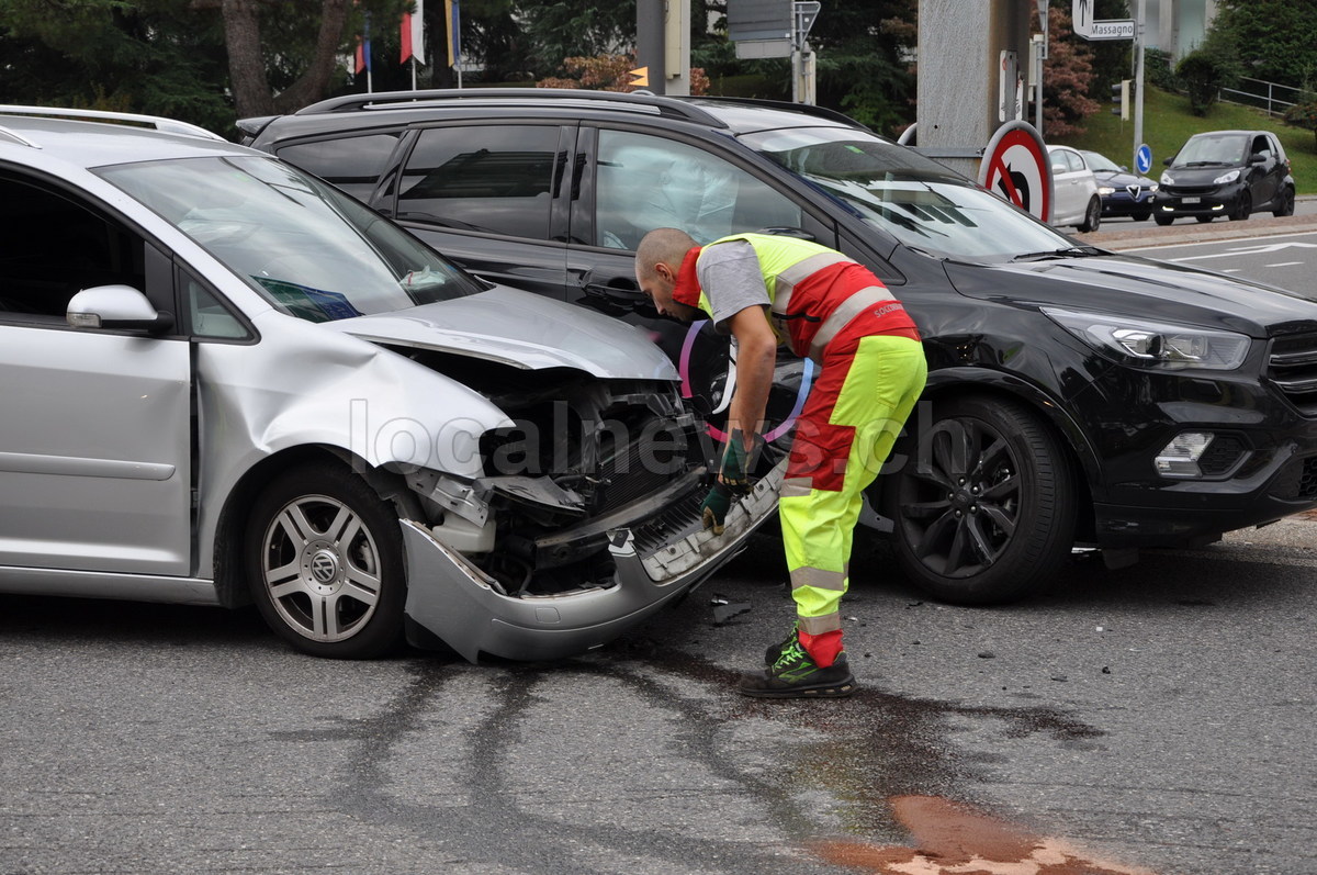 25.09.2017 massagno incidente %289%29